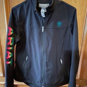 Women’s Ariat Softshell jacket Large NWT Black with Sarape Ariat logo, 4 pockets